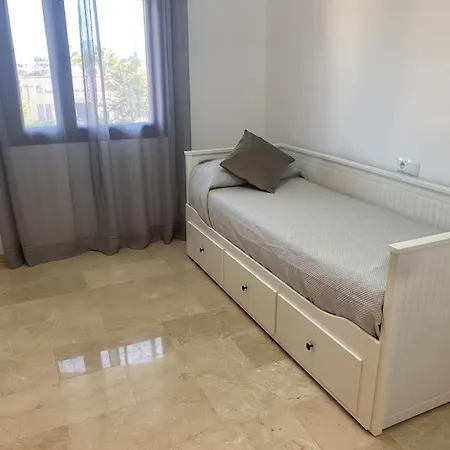 Balcones - 3 Bed With Pool And Parking דירה *