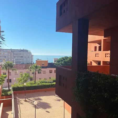 Balcones - 3 Bed With Pool And Parking דירה אסטפונה