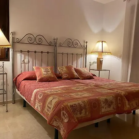 Balcones - 3 Bed With Pool And Parking