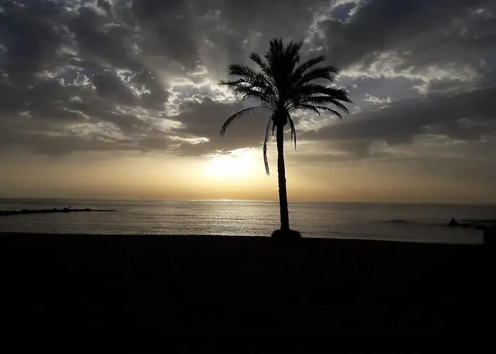 Balcones - 3 Bed With Pool And Parking