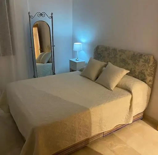 Balcones - 3 Bed With Pool And Parking