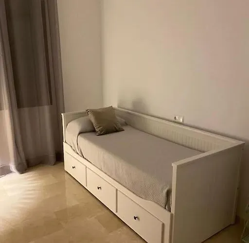 Apartman Balcones - 3 Bed With Pool And Parking *